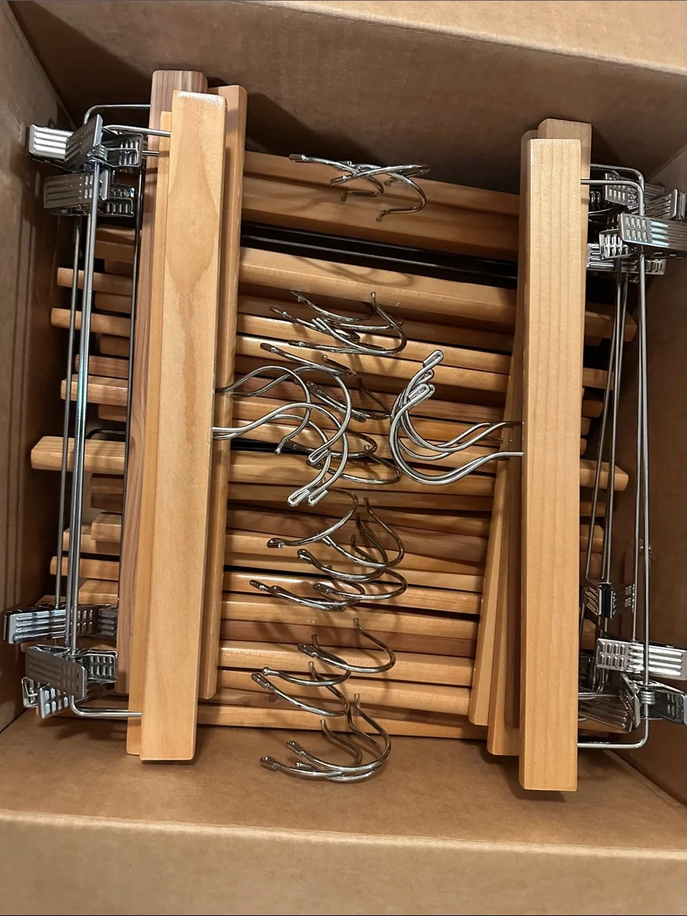 Wooden Clip Skirt Hanger in Natural Wood 35 Total